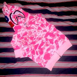Bale hoodie pink color and In a size Small
